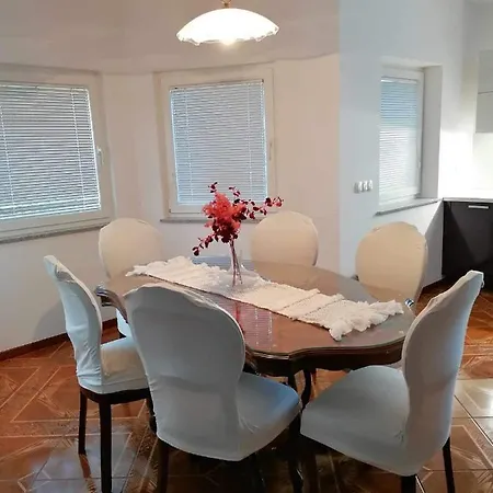 Apartma Bistrica Appartement